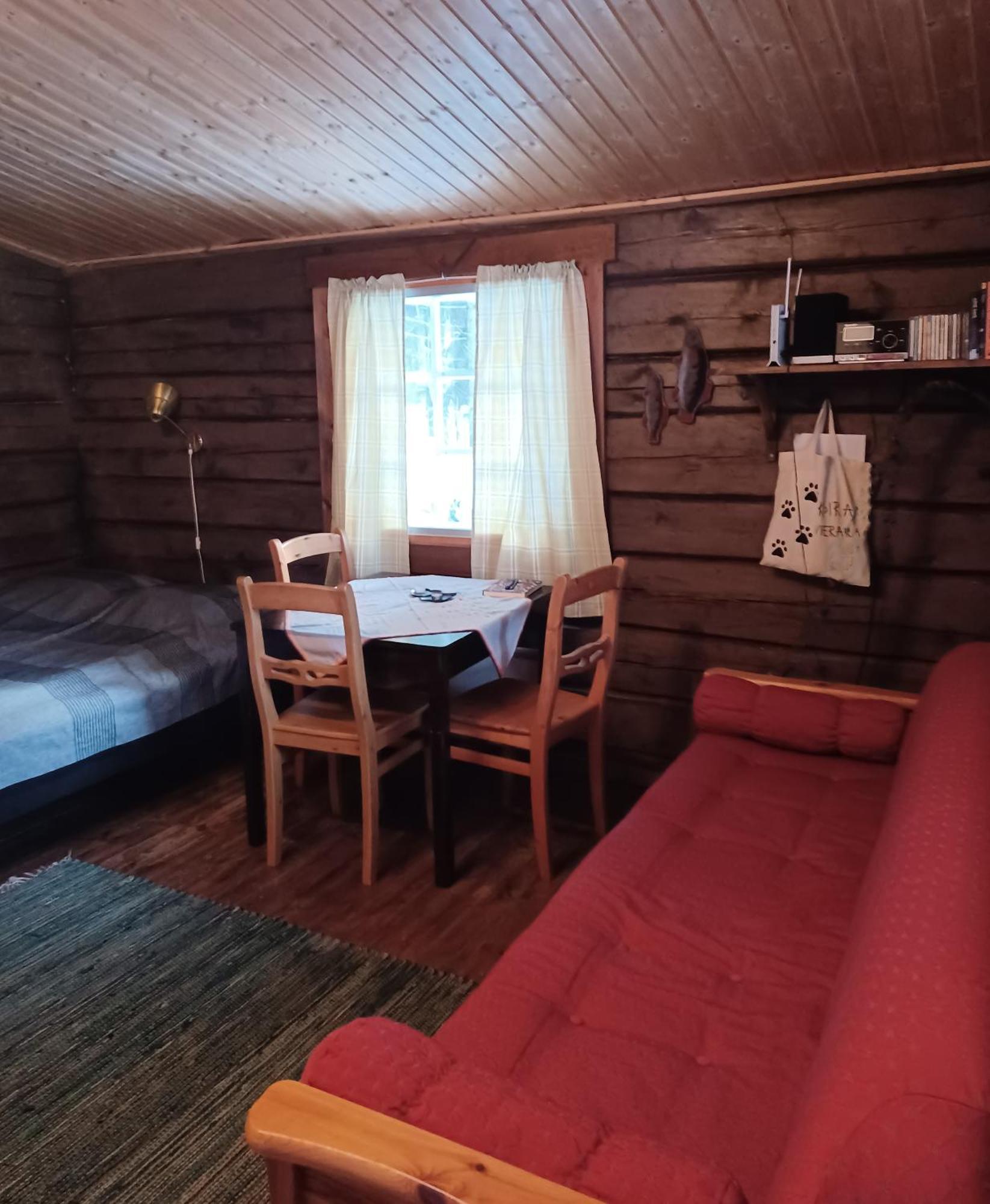 Accommodation And Fishing Vonkale Aanekoski Ruang foto